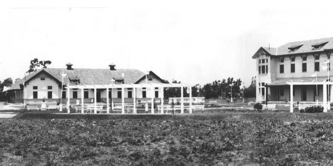 Pabellones del Policlínico Regional del Litoral el día de su inauguración, en 1931